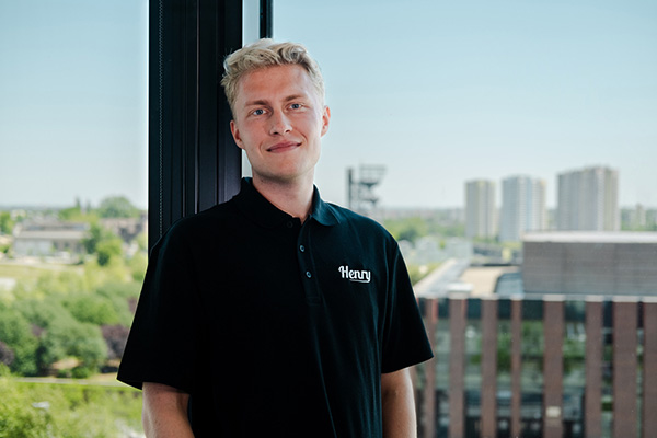 Historia Michala, 22 lata, Scheduling Client Care Coordinator w HenryMeds